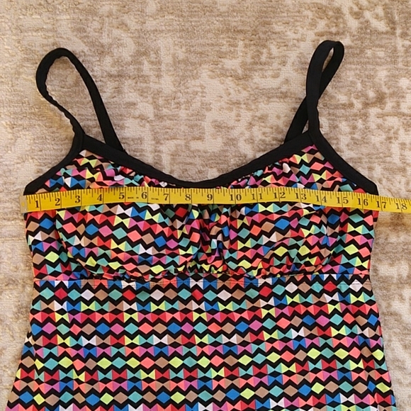 Pure Paradise Zig Zag Empire Waist Tankini Swim Top 36DD Multicolor - Picture 11 of 15